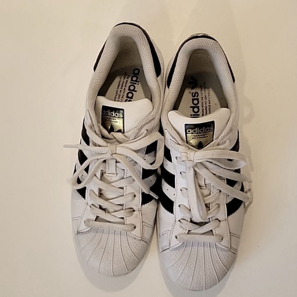 ADIDAS Superstar Shell ToeADIDAS Superstar Shell ToeADIDAS Superstar Shell Toe - Picture 3 of 9